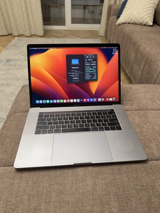 MacBook Pro 2017 15 i7 2.8/ 16GB /512 GB/ Touch Bar / 94% АКБ