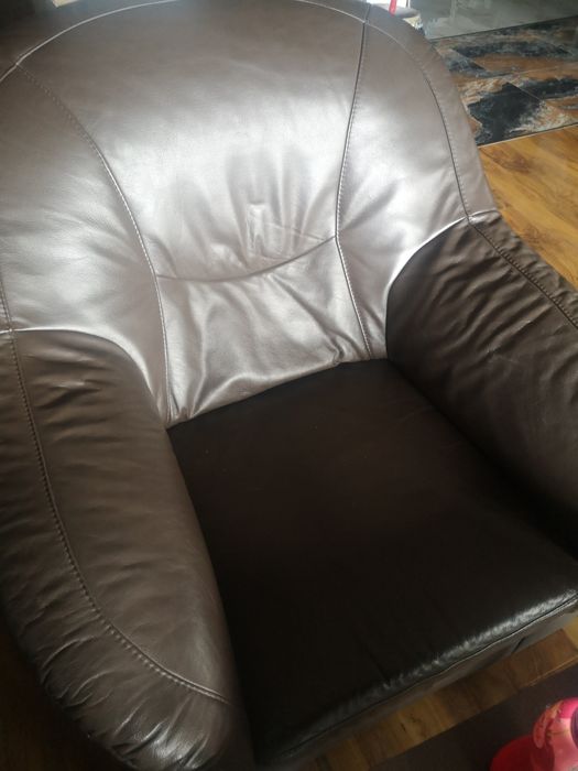 Skórzana Sofa dwuosobowa plus 2 fotele