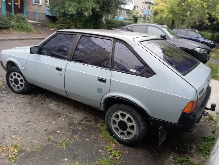 АЗЛК "Москвич 2141" АЛЕКО (1.7), 5 speed