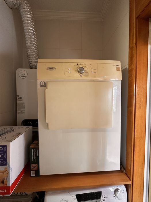 Máquina de secar Whirlpool awz 3417