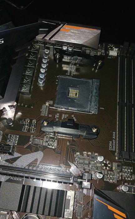 Материнська плата Gigabyte B450 AORUS ELITE V2 (sAM4, AMD B450)