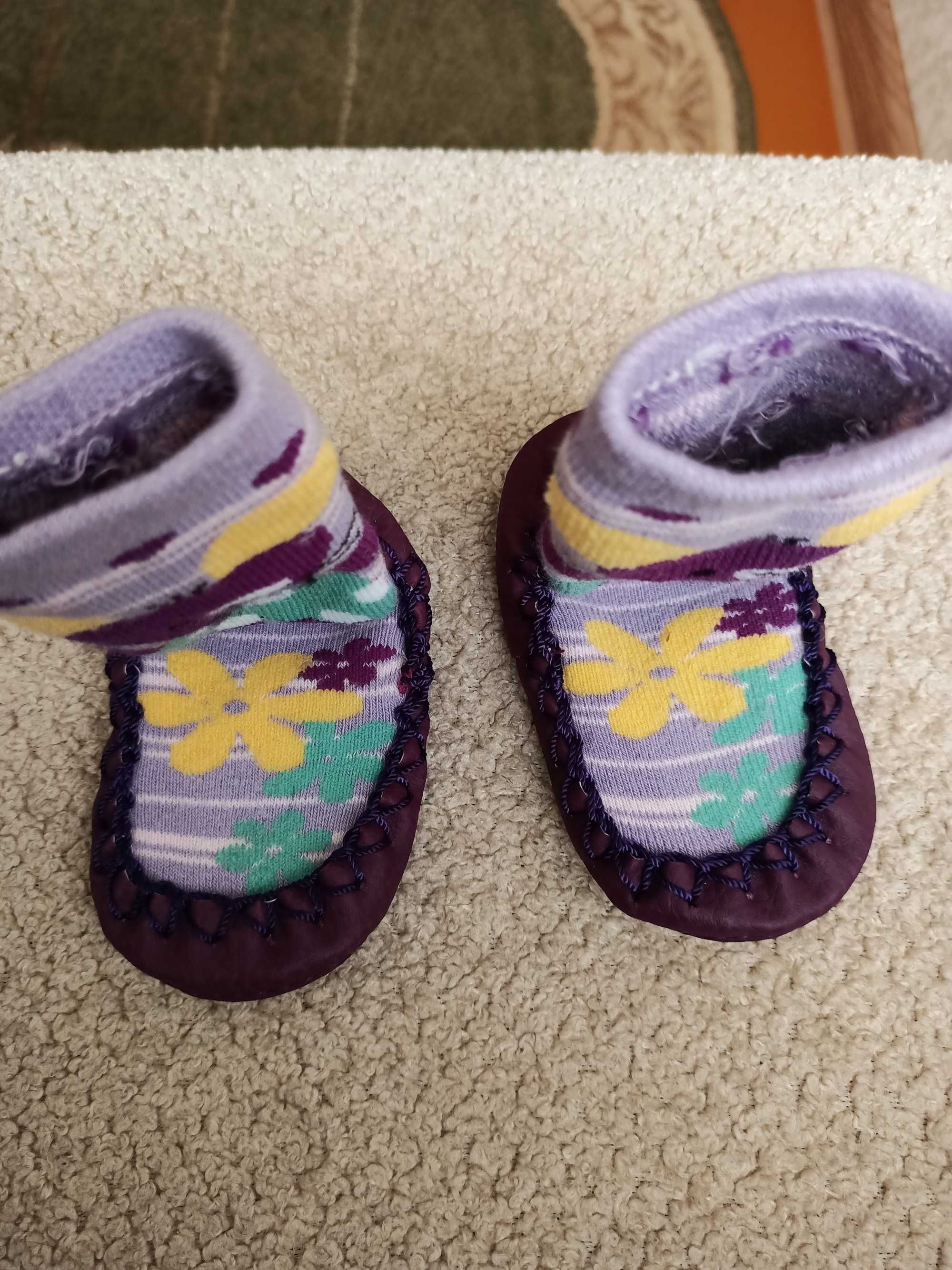 Домашні шкарпетки-тапочки для дівчинки