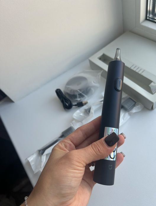 Електрична зубна щітка Philips Series 2100/Щітки Xiaomi.