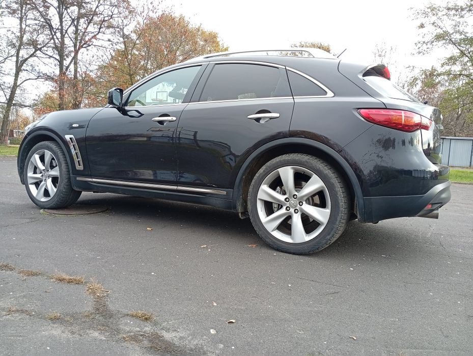 Infiniti FX 3.0 280KM 660NM