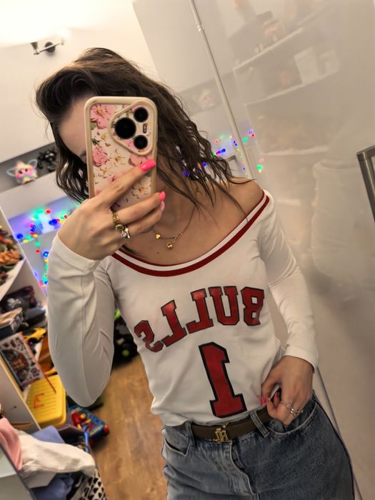 Bluzka biała selfieroom napis bulls