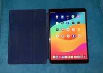 Tablet Apple Ipad Air 3 A2152 + klawiatura
