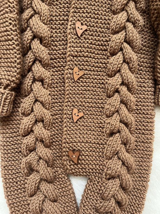 Дитячий вʼязаний комбінезон