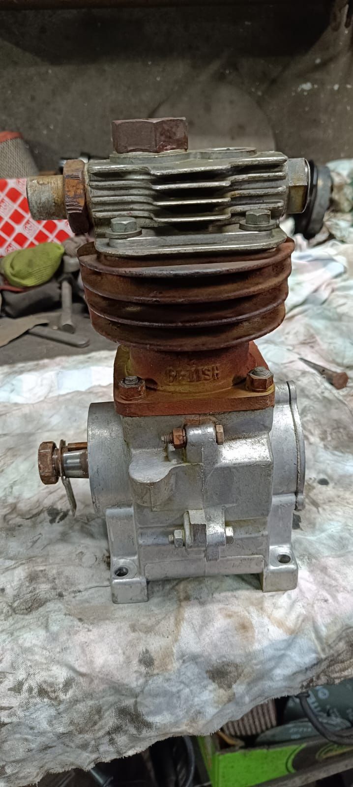 Pompa hydrauliczna, sprężarka ursus C-330, rozruszniki John Deere, Fer