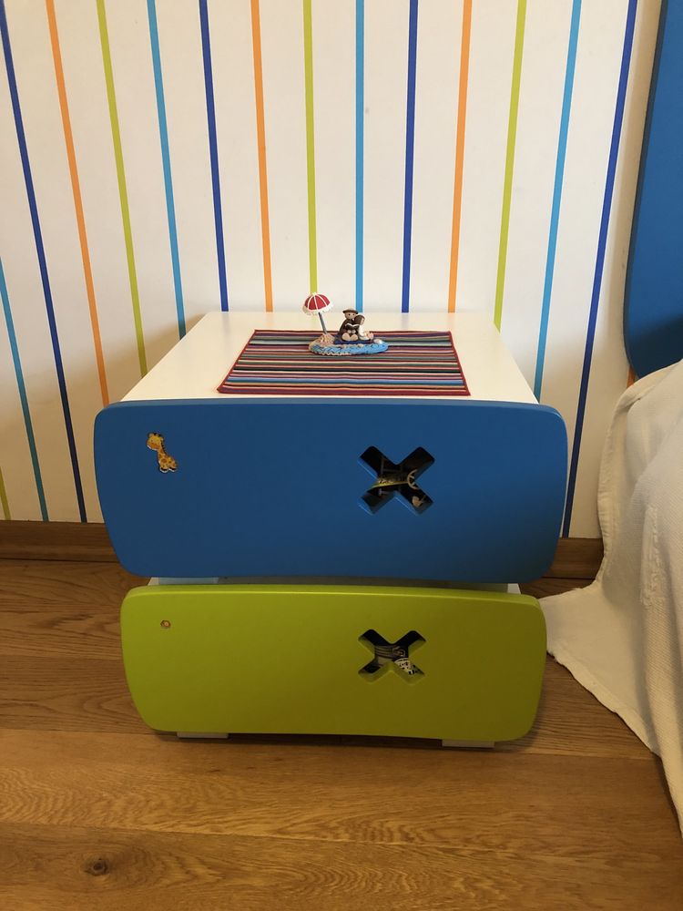 Mobilia de quarto de crianca
