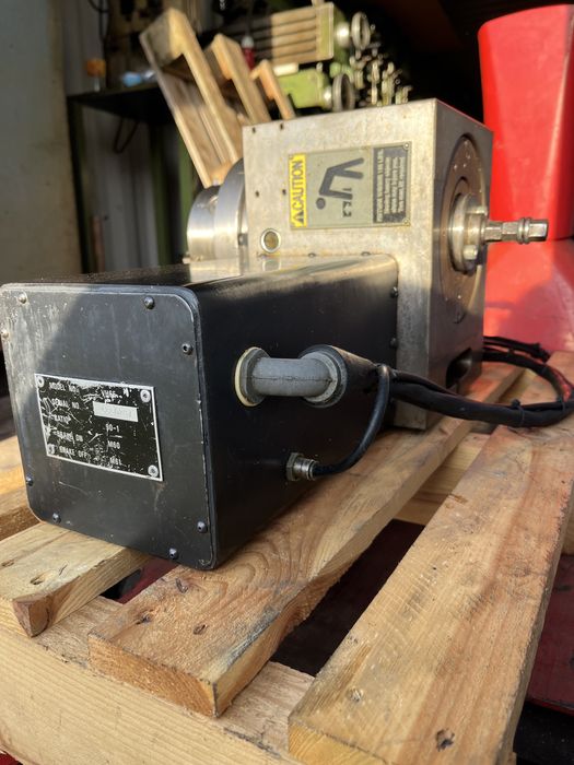Stół obrotowy CNC Fadal VH65 z uchwytem Röhm Ø125 – 4 oś