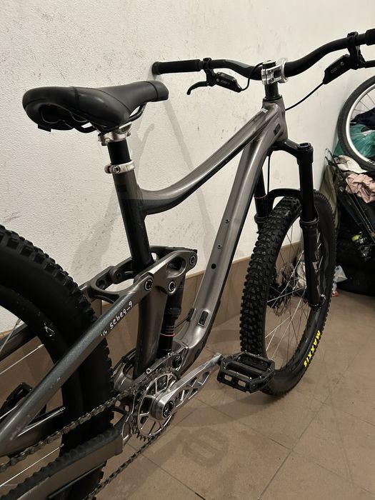 Rama giant reign 2022 roz. M