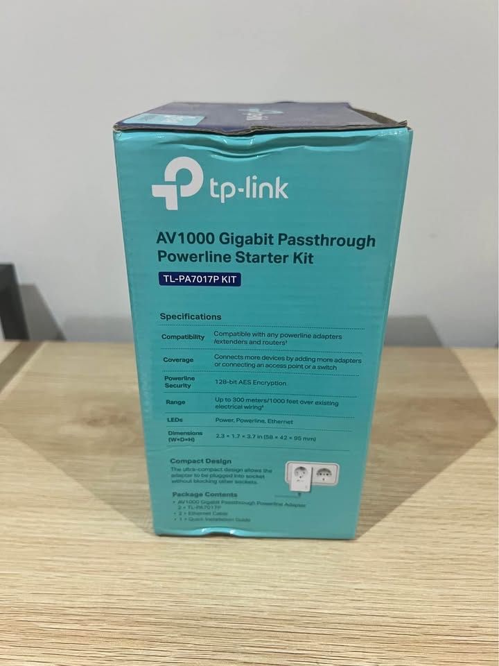 TP-link AV1000 Gigabit Passthrough Powerline Starter Kit