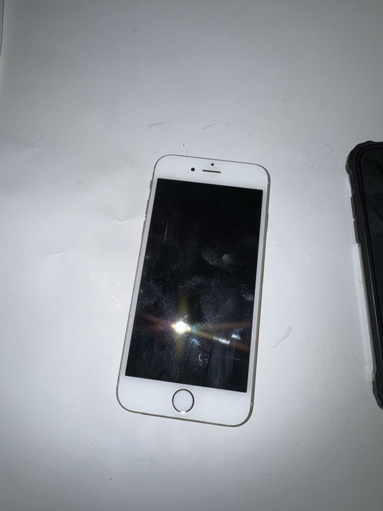Iphone 6 працюючий