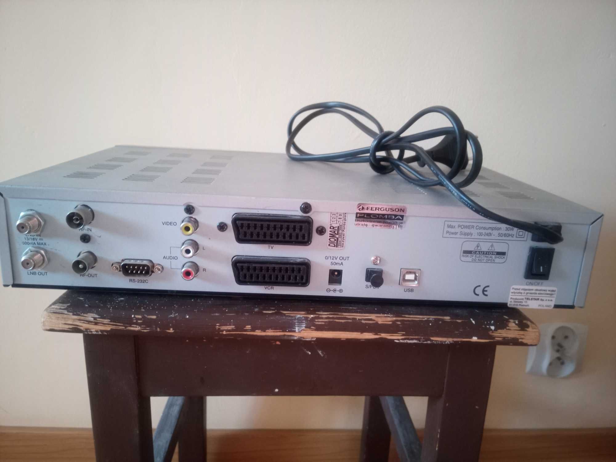 Tuner satelitarny Ferguson AF8018UCI