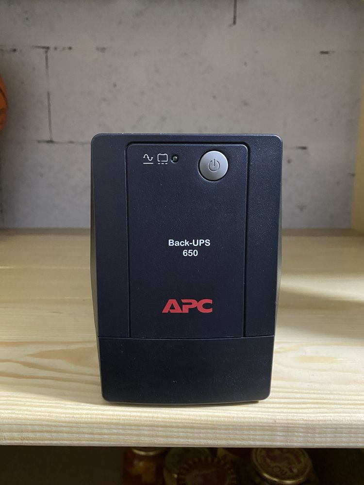 ДБЖ APC Back-UPS 650