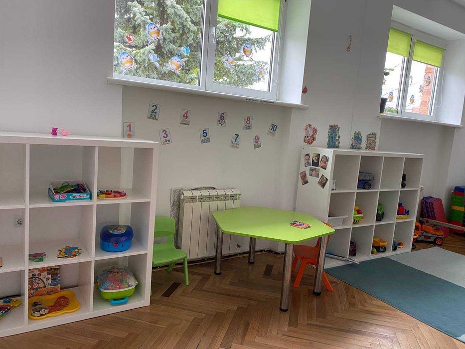 Оренда кімнати дит. простору, Сихів (р-н Довженка), доступно 4 кімнати