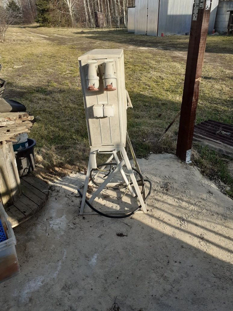 Erbetka elektryczna budowlana