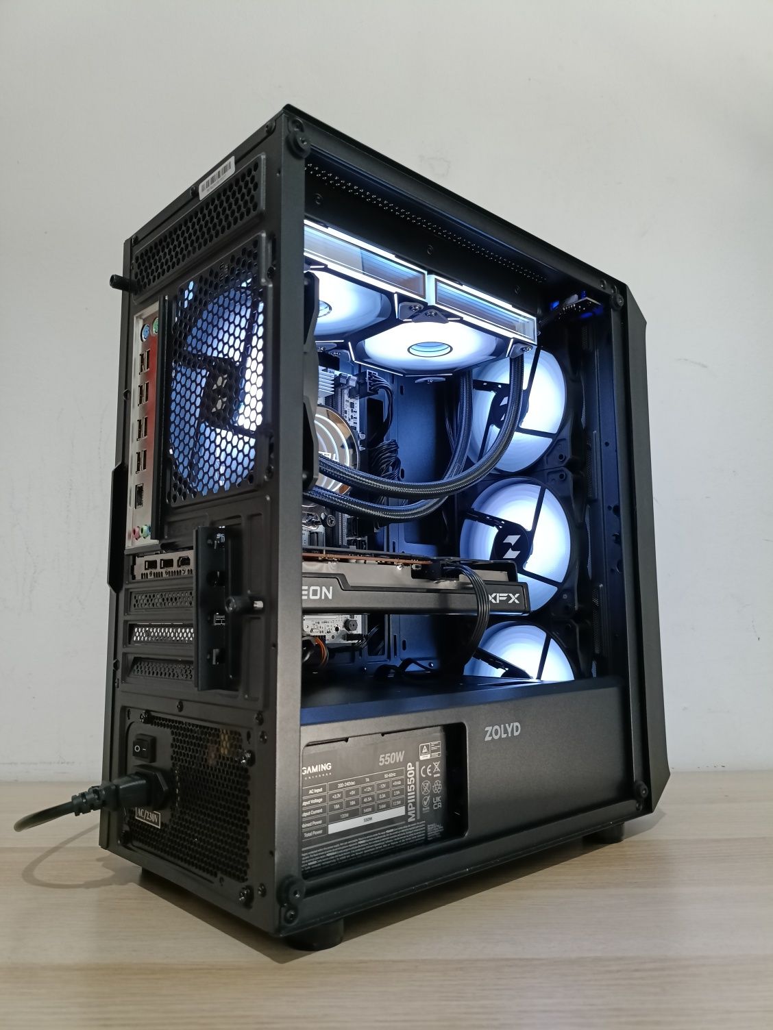 PC Gaming Completo RGB – RX 6600 / 16GB RAM / SSD – Desempenho Top!
