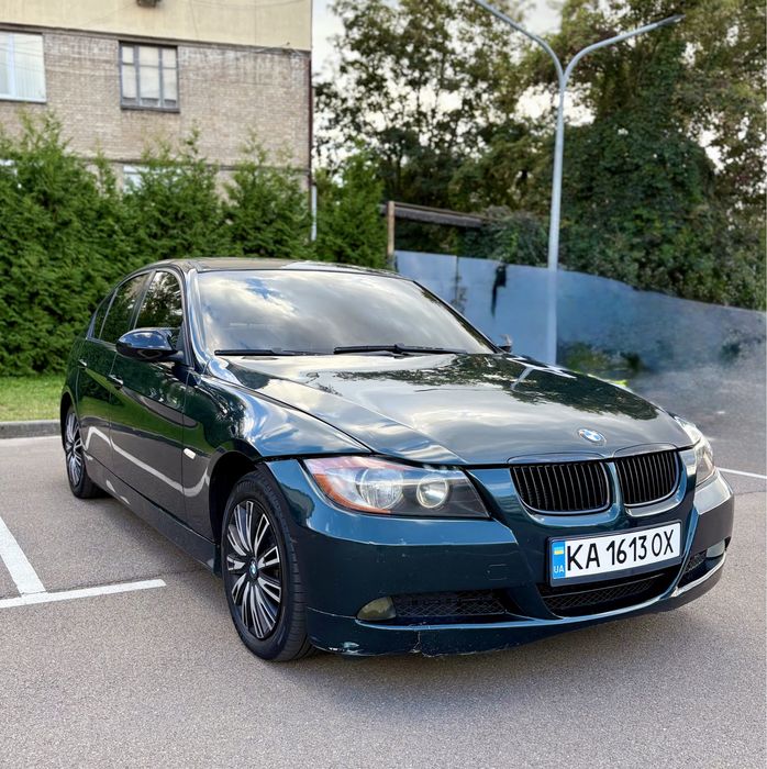 Продаю автомобіль BMW e90fl 328i   3.0
