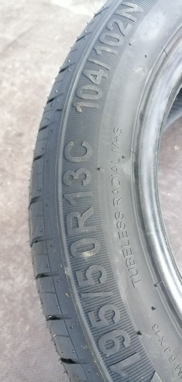 195/50R13C  opony, wzmacniane, laweta