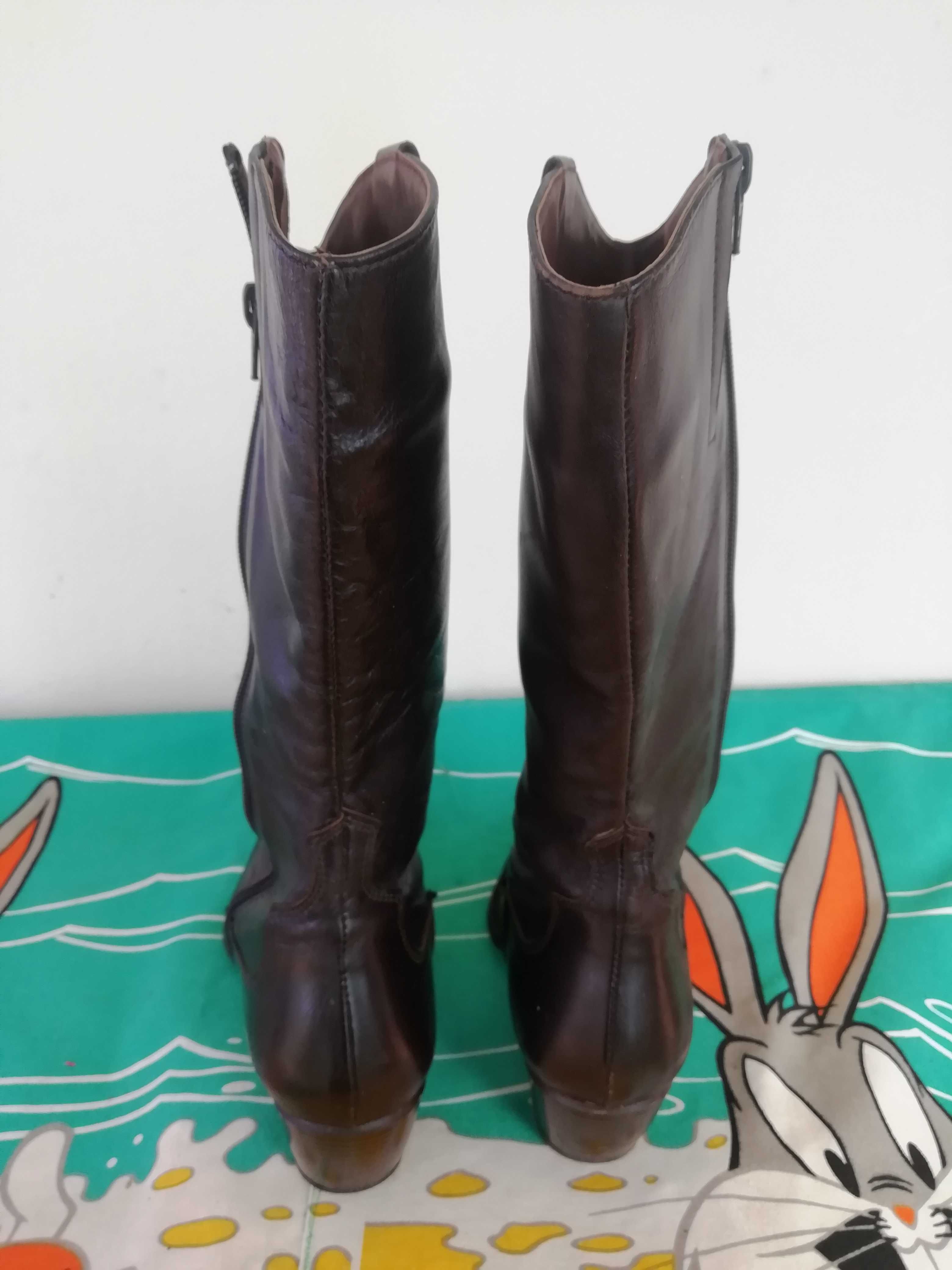 Botas pouco usadas de Sra No 37 cor castanho como novas