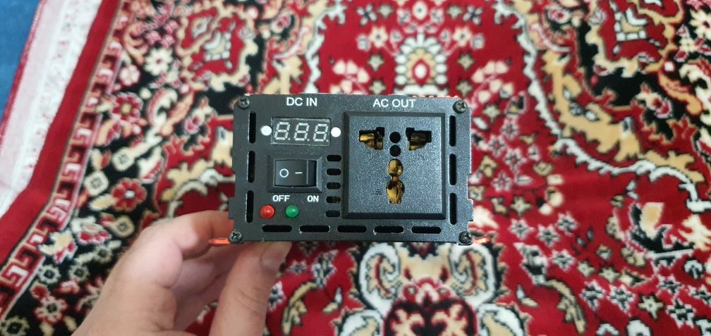Продам инвертор   12 - 220  3000w  чистый синус