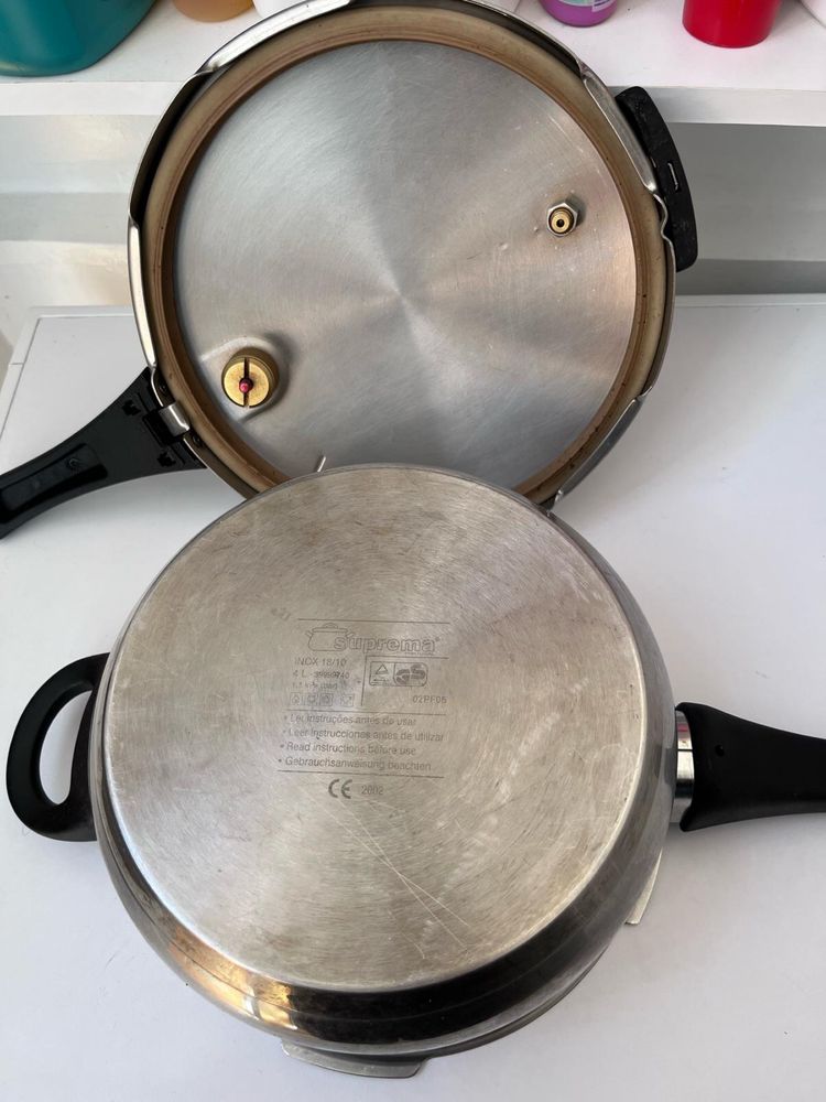 Panela de pressão Suprema