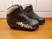 Buty do nart biegowych Alpina roz.31 NNN