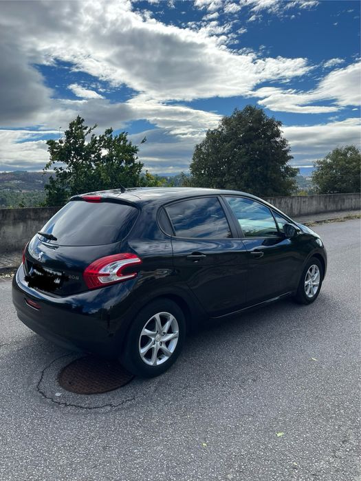 Pegeot 208 1.2 Gasolina 2014