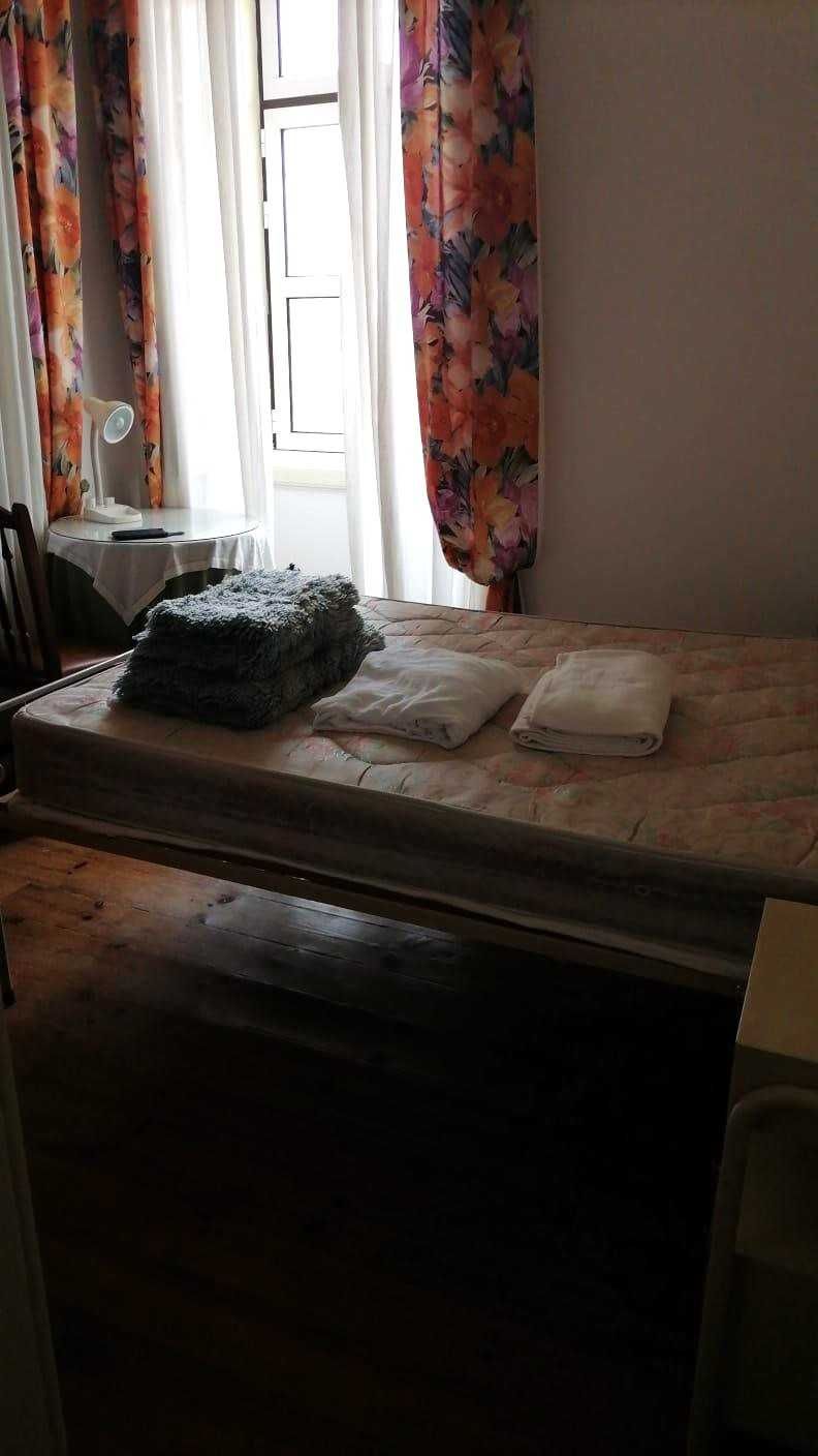 Quartos para meninas estudantes perto da Fac. de Psicologia em Coimbra