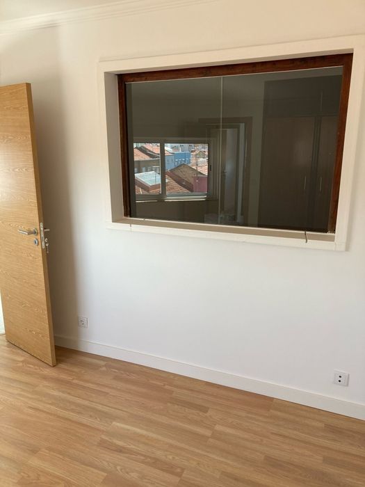 T2 Totalmente Remodelado - IST Técnico - Arroios/Alameda