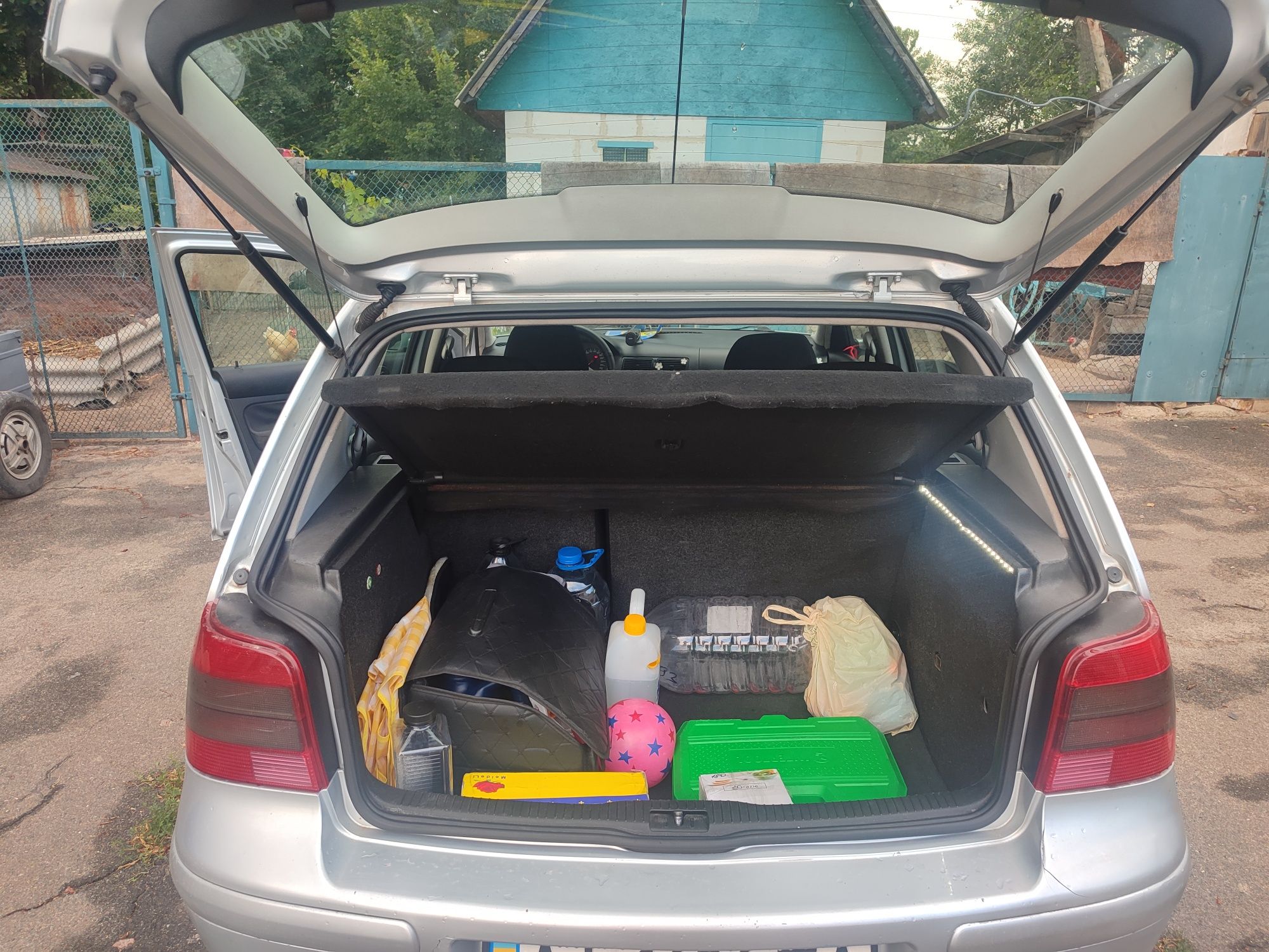 Продам Golf 4 1.6
