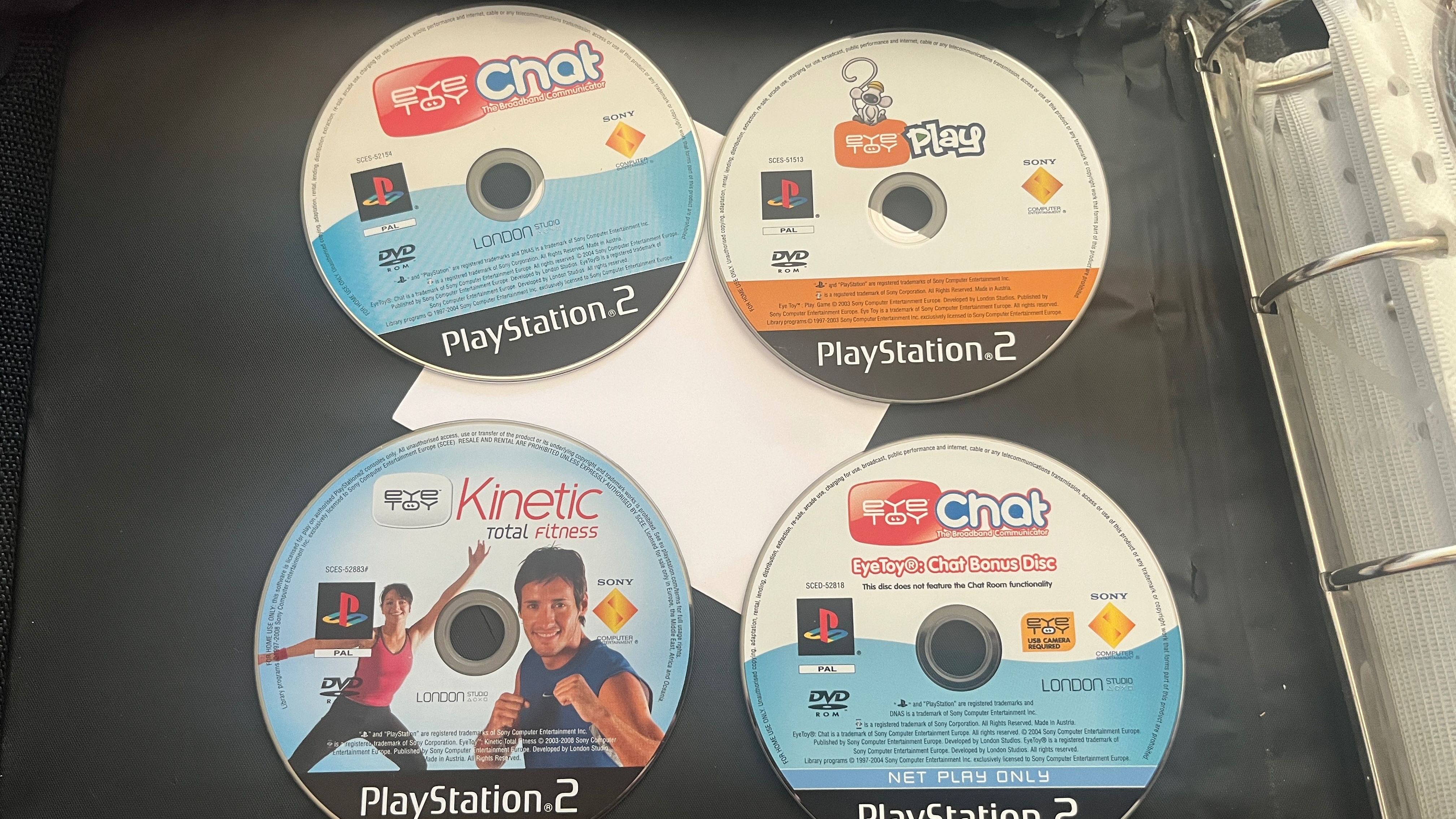 Pack EyeToy PS2 – Kinetic Total Fitness + 3 Discos EyeToy Chat/Play