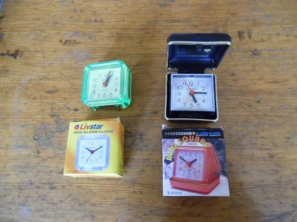 Zegar mini z budzikiem Livstar , Kansai