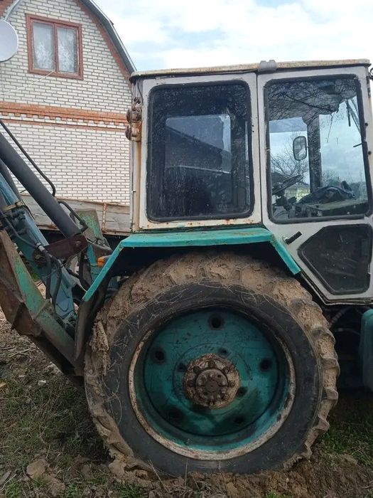 Продам трактор в доброму стані