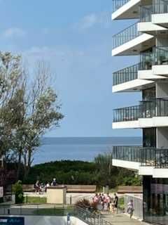 NOWY Hotel Seaside Apartament Kołobrzeg - SPA, Basen, Jacuzzi, ścianka