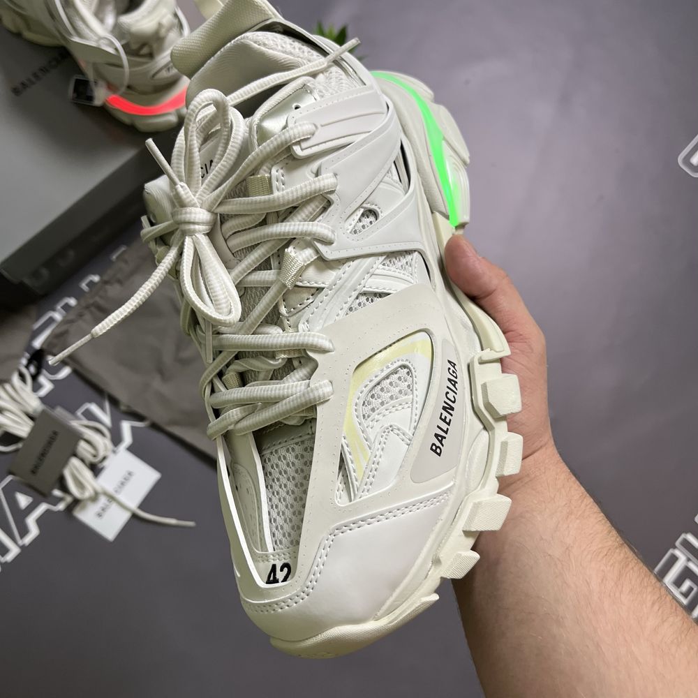 Кроссовки Balenciaga Track Led  Траки