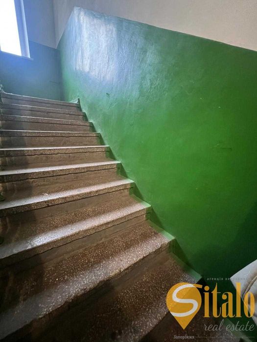 Продаж 3-кім. квартири пр.Металургів (011)