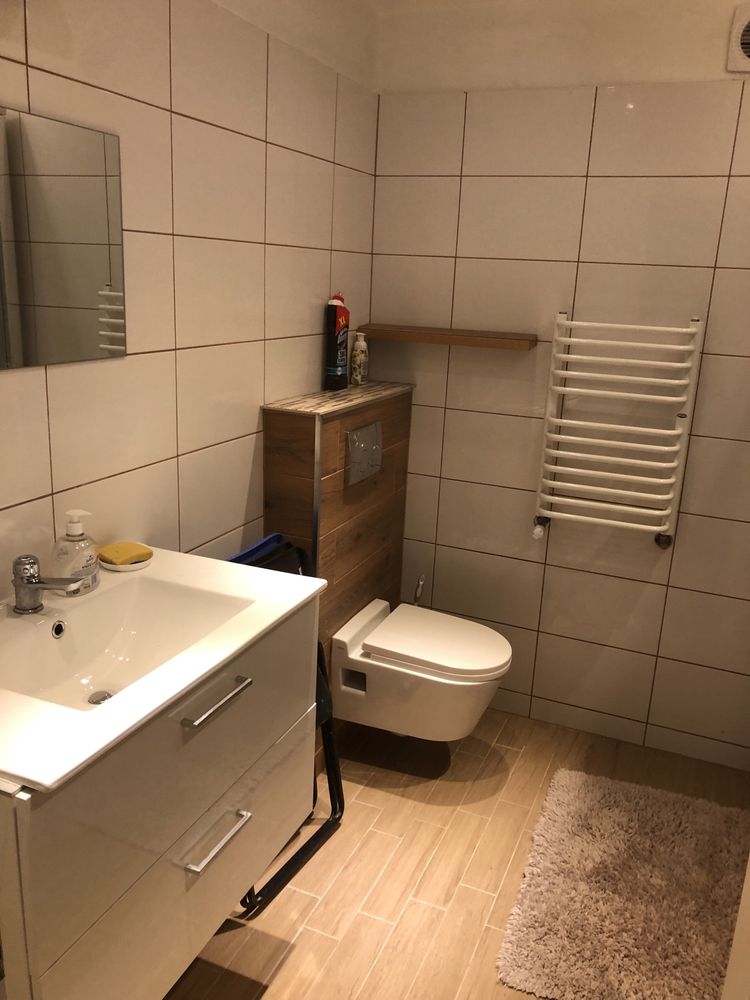 Wynajmę 2 pokoje 21m2 i 12 m2 na Olechowie, media w cenie.