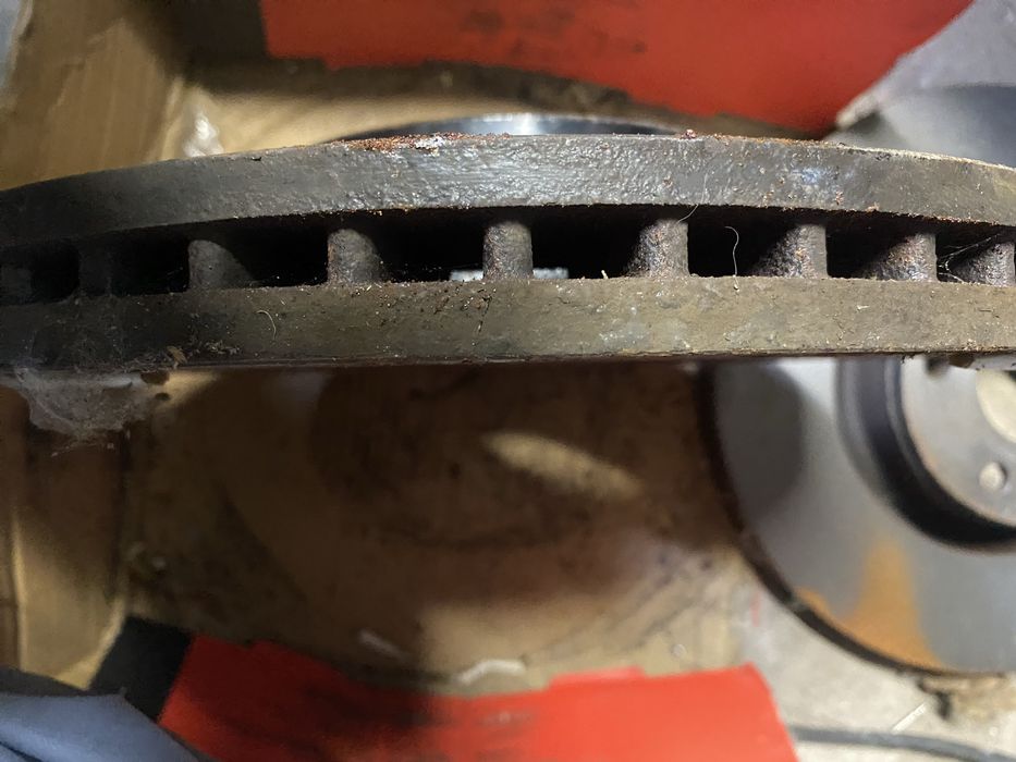 Tarcze przednie audi a6 c6 3.0 tdi