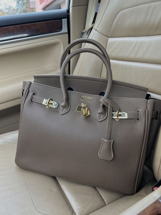 Бежева Hermes ерме