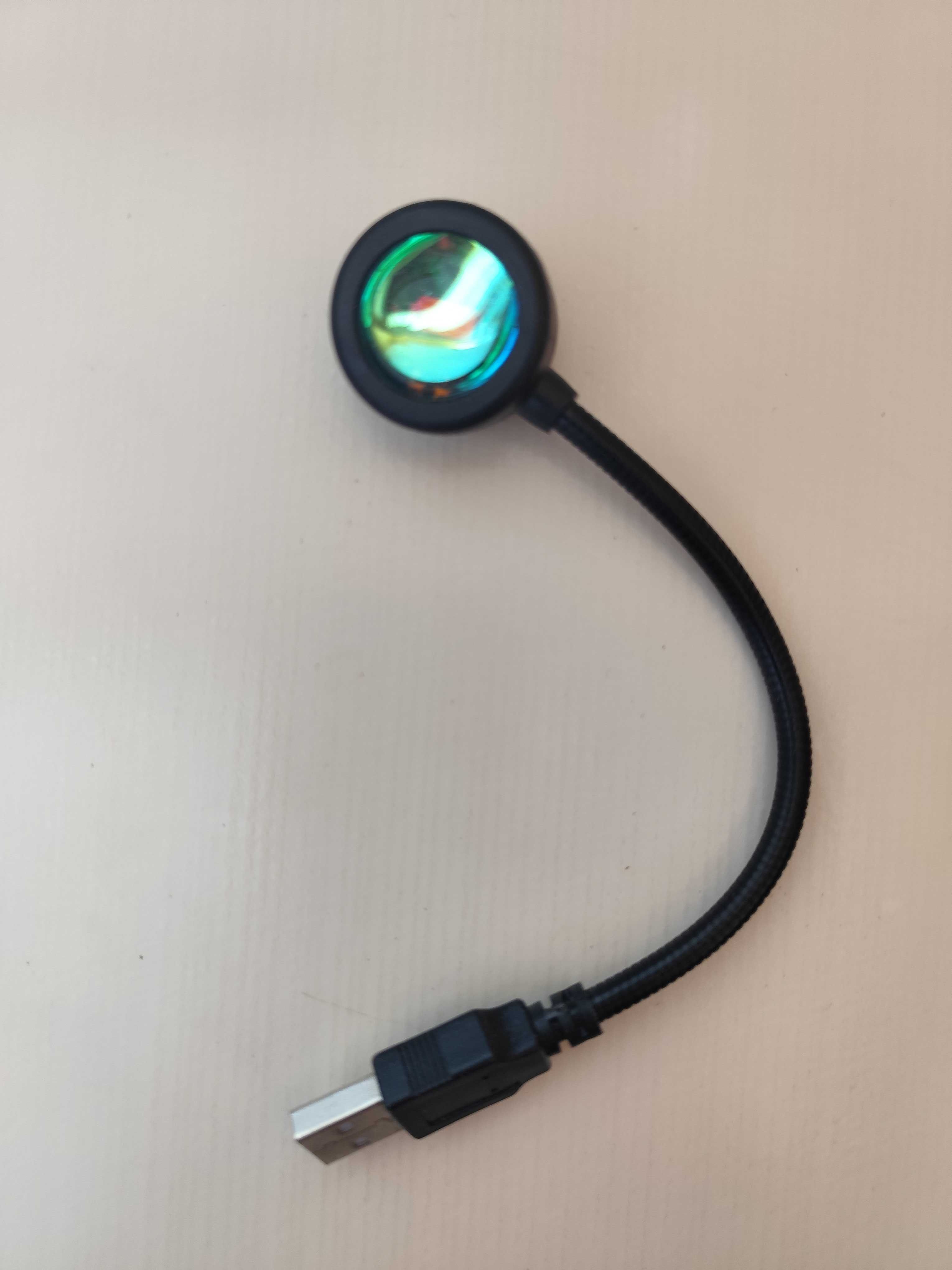 Lampka z pomarańczowym światłem usb