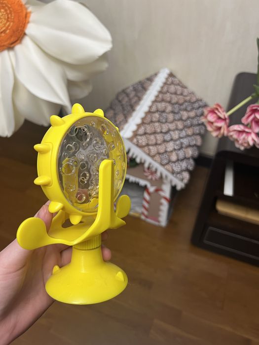 Інтерактивна іграшка кормушка для кота .