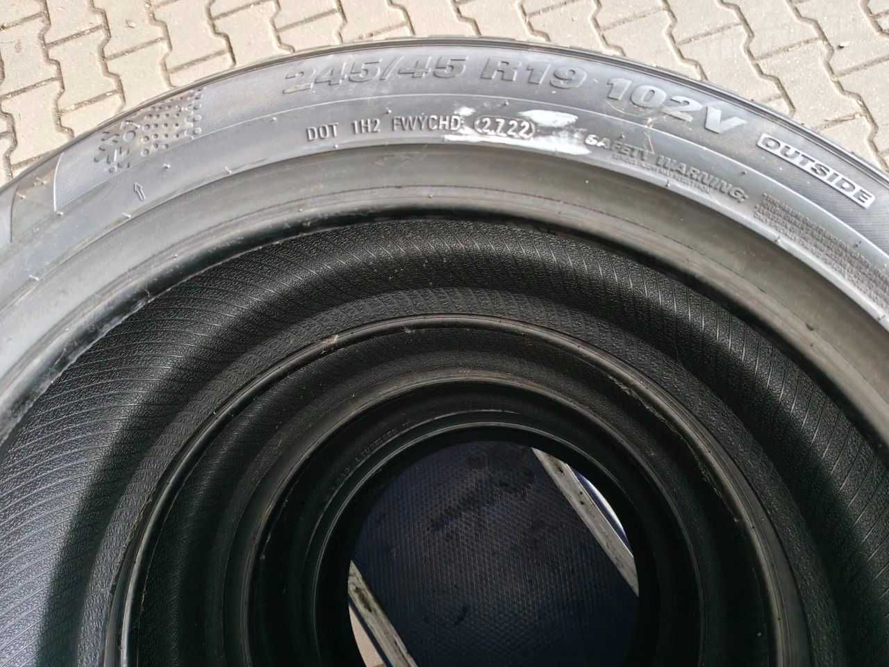 Komplet opon zimowych 19" KUMHO WinterCraft WP72 245/45 R19 XL 102V