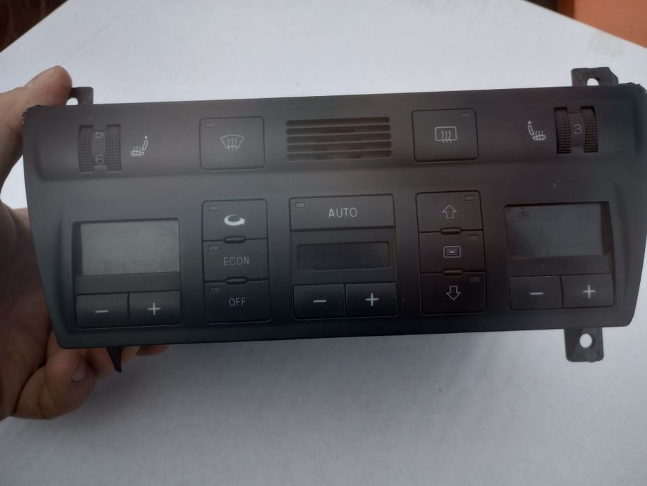 Audi A6 C5 a6C5 panel nawiewu 4B0 .820 043J