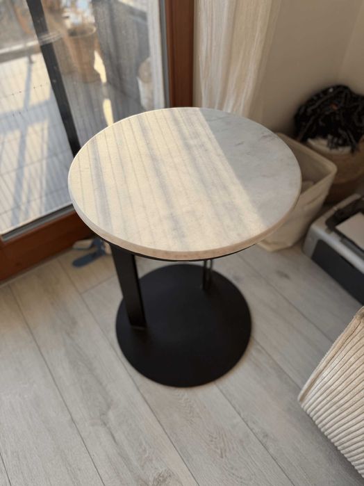 Stolik kawowy pomocniczy marmur