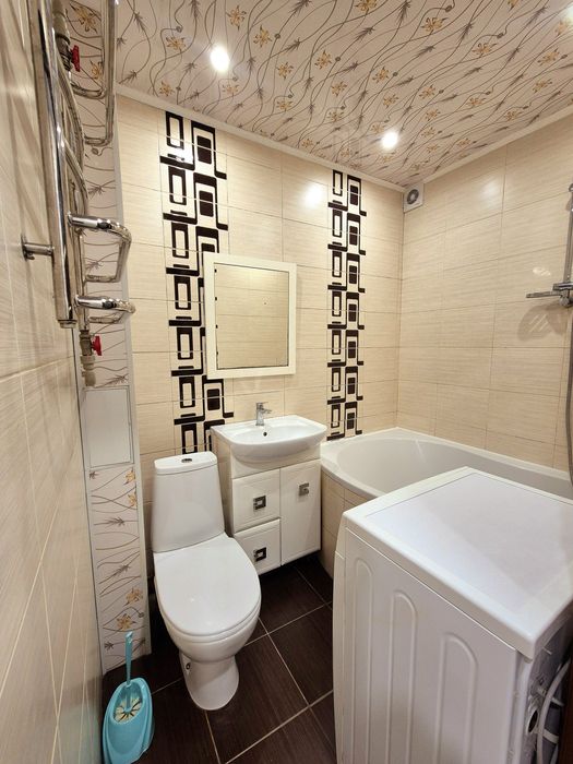 Терміново! 2-х кім кв Польова кімнати окремі ремонт меблі техніка