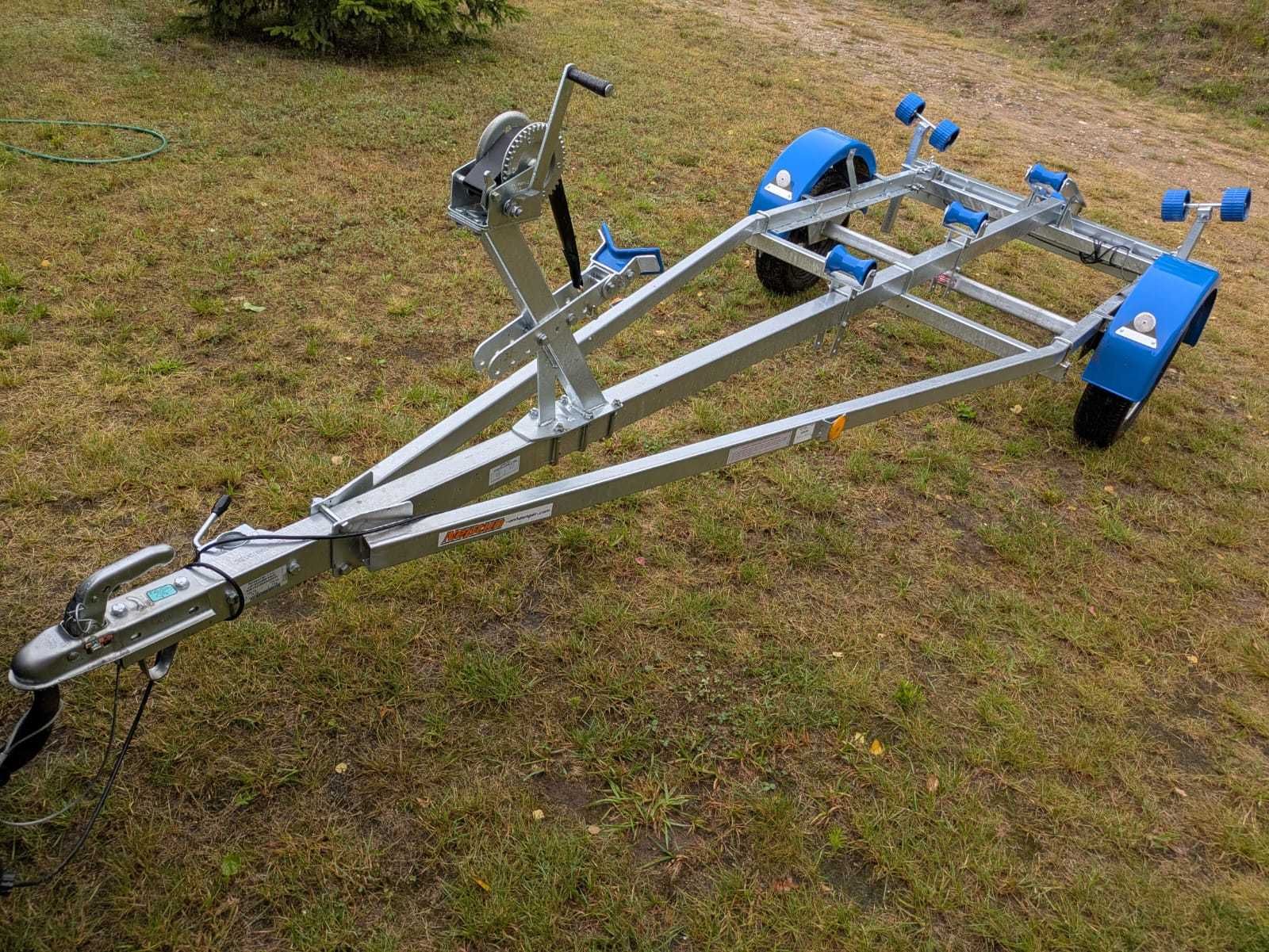 Przyczepka pod łódkę