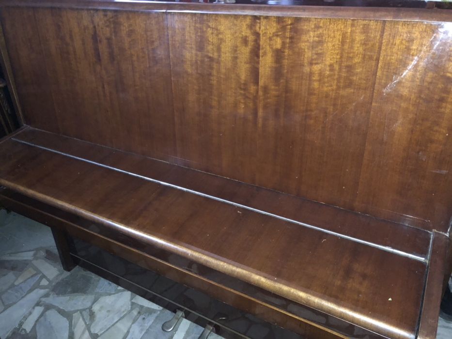 Пианино Украина настроено по камертону,возможен обмен на с/хоз пр-ю