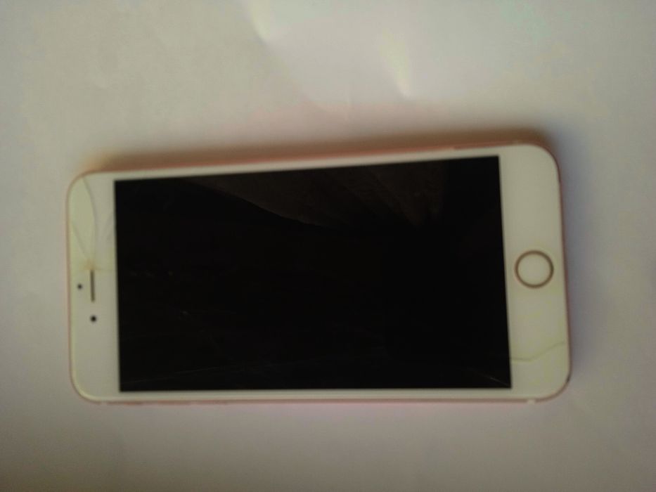 Продам iPhone 6s plus